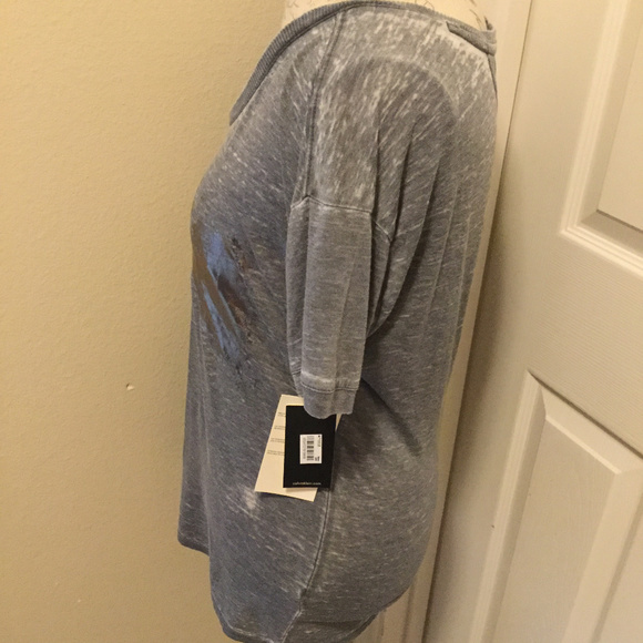 Calvin Klein Women's T Shirt Size M NWT - Picture 4 of 5